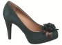 17. Pumps eleganti din piele de 
velur de culoarea verde inchis,