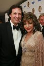 Joan Collins si Percy Gibson
Diferenta de varsta: 32 de ani
Joan