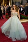 Sarah Jessica Parker poarta o rochie ce pare desprinsa dintr-un basm