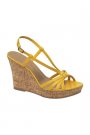 Sandale platforma de la Deichmann, 69 lei.