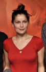Laetitia Casta a uitat sa-si scoata zgarciul din par dupa ce a iesit