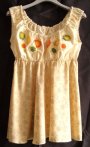 Rochie de vara Le Hippie Box handmade de la Breslo, 50 lei.