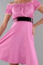 Rochie de vara roz cu buline de la TinaR, 89 lei.