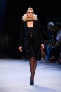 Foto: Rochie scurta neagra cu insertii de material si paiete
Photo