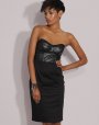 Rochie stil Victoria Beckham
De la Asos.com
Pret: &pound;45.00