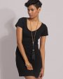Rochie tip tricou lung de la asos.com 
Pret: &pound;18.00