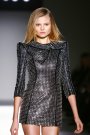 Rock &lsquo;n&rsquo; Romance - continuare

Parul lung si suvitele