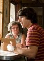 Ca Demetri Martin a aterizat din decorul lui de comedian stand-up