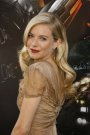 Sienna Miller - Controversata actrita engleza este si un designer