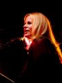 Vonda Shepard semneaza cu Vesper Alley si lanseaza albumul "It's