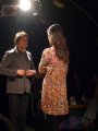 Marius rade cu lacrimi si se-ntristeaza alaturi de fete, mereu concentrandu-si
