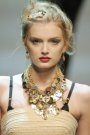 Dolce&Gabbana inseamna buze rosii somptuoase, iar colectia din