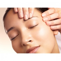  Noul trend in estetica: revitalizarea tenului cu acid hialuronic!