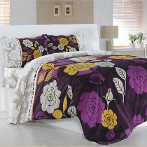 Accesorii din materiale textile pentru o vara colorata