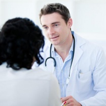 Embolizarea fibromului uterin, riscuri majore pentru o viitoare sarcina