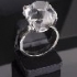 Castiga o bijuterie cu diamant!