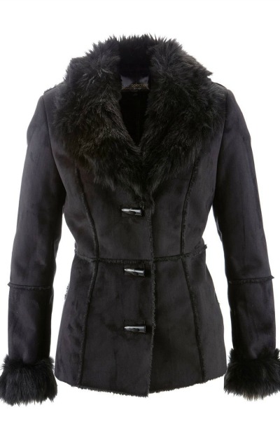 stress dose syllable Cojocul: cea mai călduroasă jachetă din timpul iernii acum în tendințe